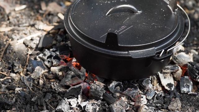 Uno Casa Camping Dutch Oven смотреть онлайн