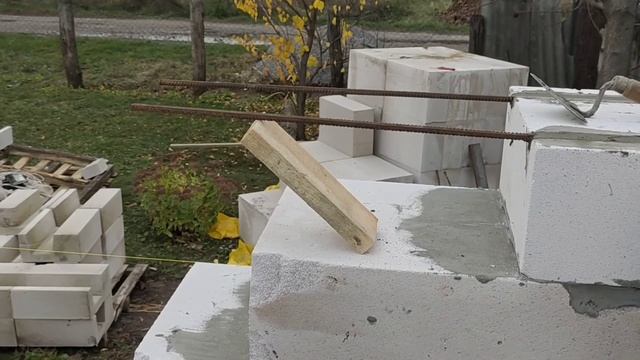 Кладка газоблоку Перша перемичка День десятий 21 частина #яmaster на @Yakisne_Budivnytstvo смотреть онлайн