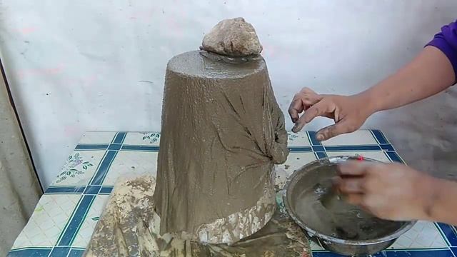 Cement Ideas From Old Fabric / Tips How To Make beautiful Pot Easily смотреть онлайн