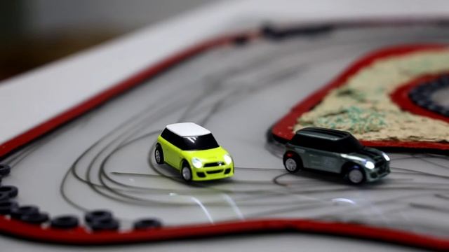 Turbo Racing 1:76 racing RC car смотреть онлайн