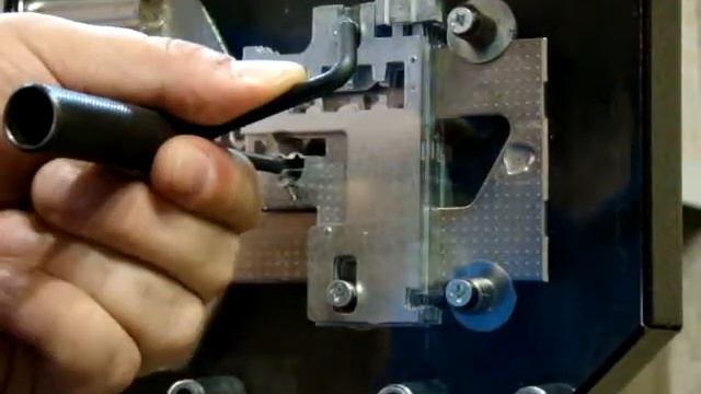 Elbor Saphire 3-2+2-3 lock picking смотреть онлайн