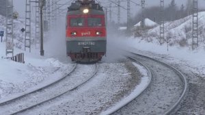 Грузовые поезда РЖД на Транссибе зимой | Железная дорога в Сибири