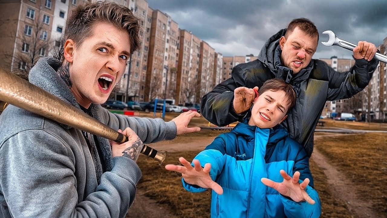 БЫДЛО ОТЧИМ ИЗДЕВАЛСЯ НАД СЫНОМ И Я РАЗОБРАЛСЯ С НИМ(ЧАСТЬ 11) смотреть онлайн