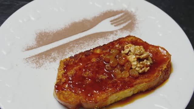 Сладкие гренки за 5 минут – идеальный завтрак для ленивых 🍞⏱️ смотреть онлайн