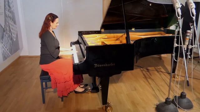 Joaquín Turina - Mujeres de Sevilla Op.89. Beatrice Berthold, Klavier смотреть онлайн