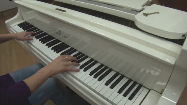 Белый рояль Bechstein A-160 (Чехия) Бехштейн Academy смотреть онлайн