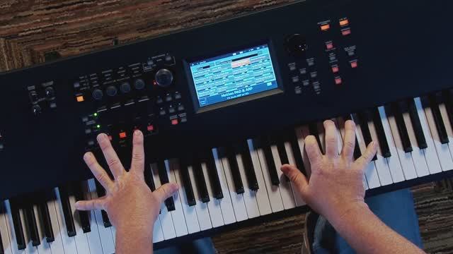 Yamaha MODX Synthesizer Демонстрация смотреть онлайн