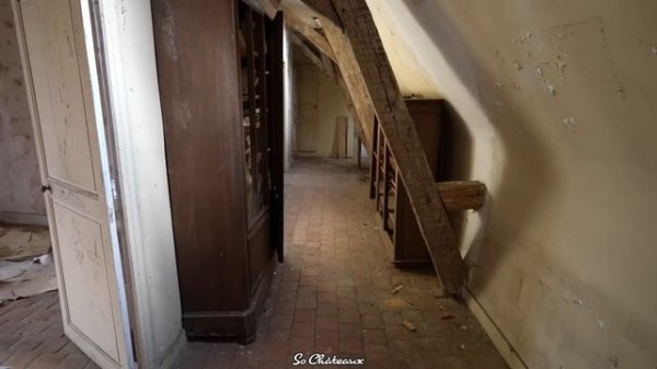 Visite d'un Château Abandonné Avant sa Restauration. Avec le Nouveau Propriétaire.