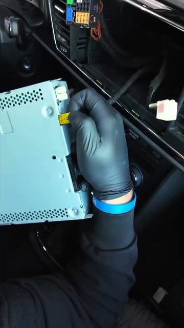 SEAT Leon | Как снять магнитолу |