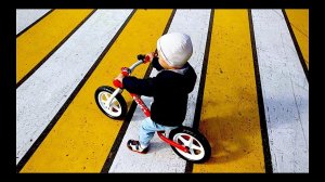 Как быстро научиться кататься на беговеле (4K)