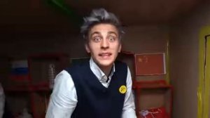 Побег из КАРТОННОЙ ШКОЛЫ Челлендж !