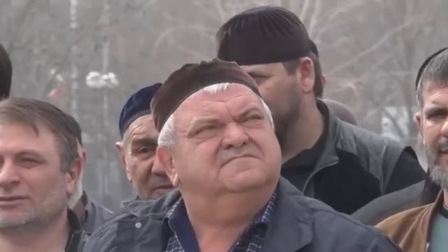 ЧЕЧЕНСКИЕ ВЕТЕРАНЫ ЗАЯВИЛИ О ГОТОВНОСТИ СНОВА ВСТАТЬ В СТРОЙ смотреть онлайн