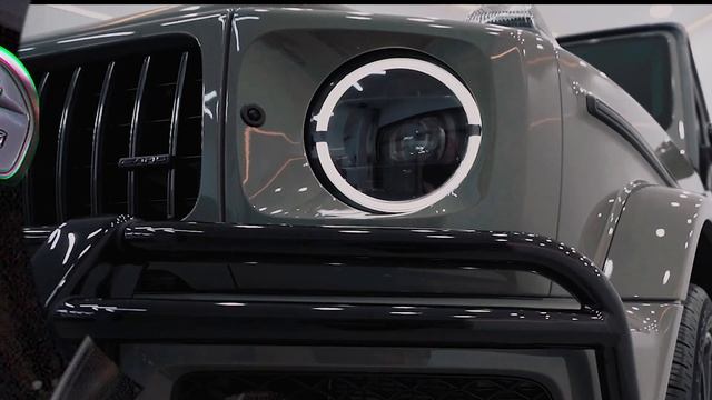 Mercedes AMG G63 with Double Night Package смотреть онлайн