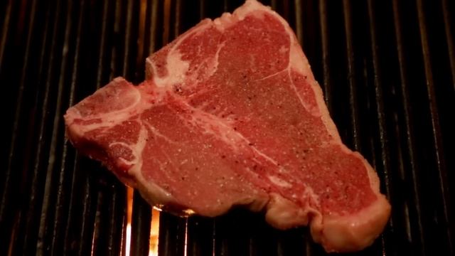 Porter & York - How to cook the perfect porterhouse steak with Chef John Howie смотреть онлайн
