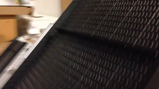 Fixed Angle Incline Conveyor for carrying parts from under equipment. смотреть онлайн