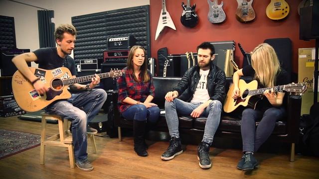 Show MONICA Cover (live) - Tracktor Bowling - Твоя (feat Маришка Машкина)