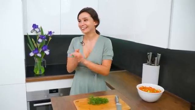 Готовлю каждый день! Мой дежурный салат из капусты! ОЧЕНЬ ВКУСНЫЙ и простой рецепт! смотреть онлайн