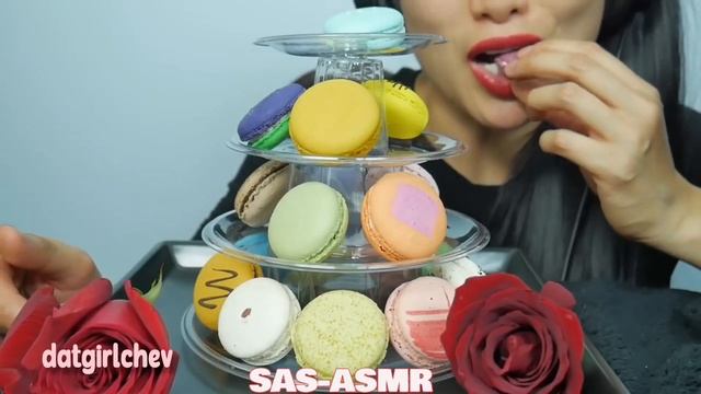 JUST BITES ASMR MACARON TOWER (SOFT & CRUNCHY EATING SOUNDS) - SAS-ASMR
