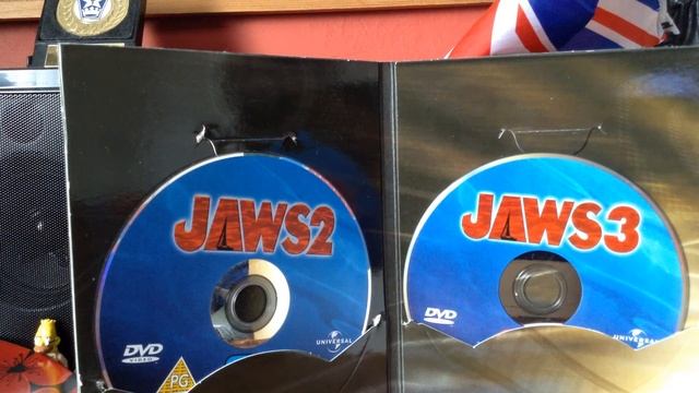 JAWS 1,2,3 & The Revenge Film Review смотреть онлайн