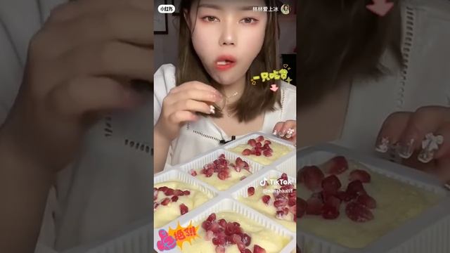 АСМР, МУКБАНГ, ЛЁД смотреть онлайн