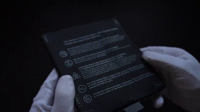 $2200 HONOR MAGIC V2 RSR Phone Porsche Foldable Phone