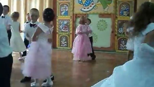 АЛИНА. Выпускной детсада. 2010 год(6) смотреть онлайн