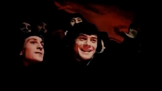 Танец опричников из фильма Иван Грозный. Сказ второй: Боярский заговор смотреть онлайн
