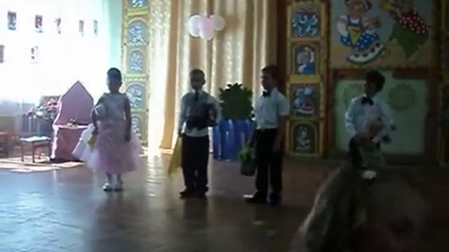 Выпускной детсада. 2010 год(16) смотреть онлайн