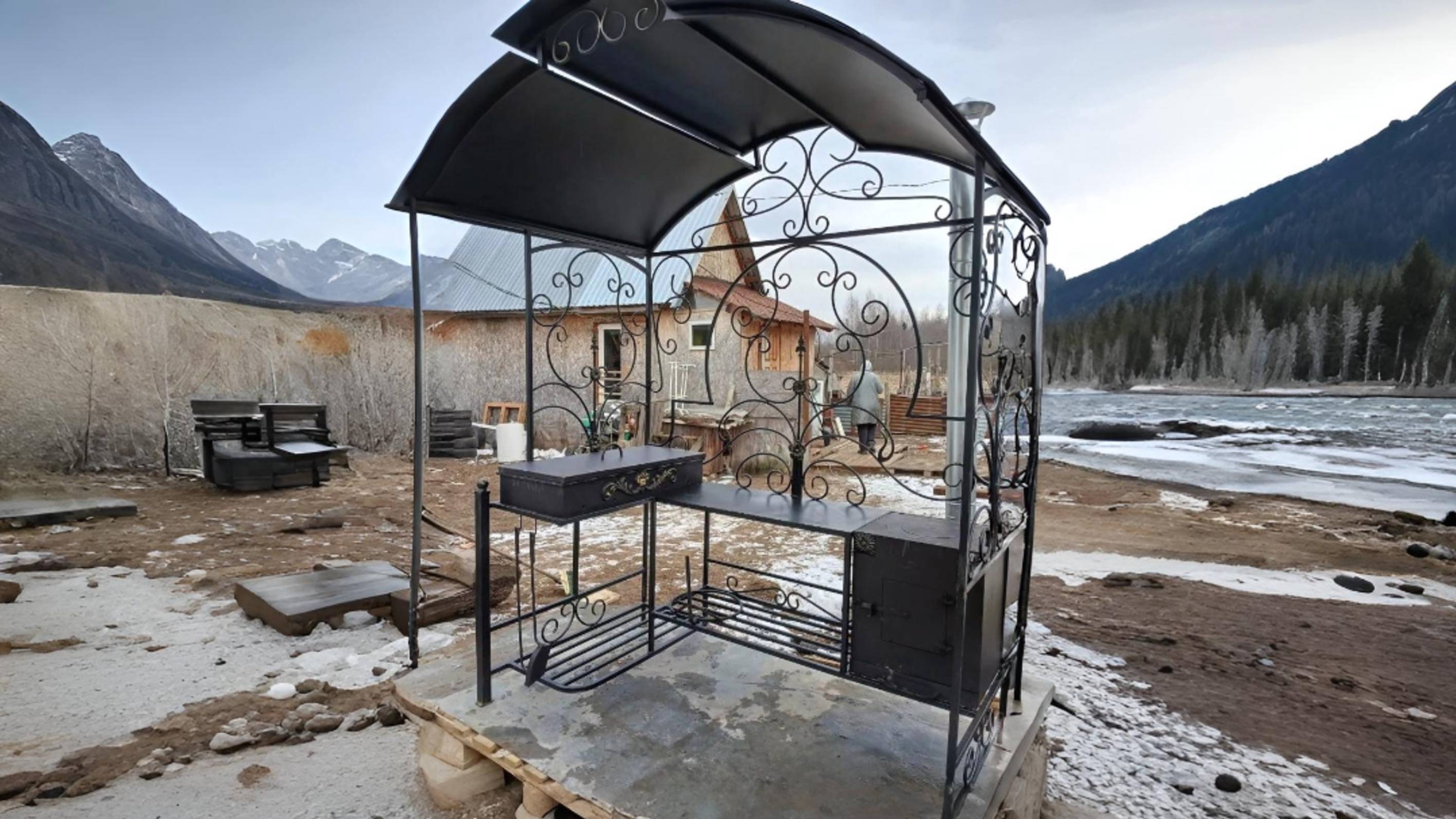 Универсальный мангал "Элит-Б" по т.84957644402 или mos-mangal.ru/?p=5744
⠀ смотреть онлайн