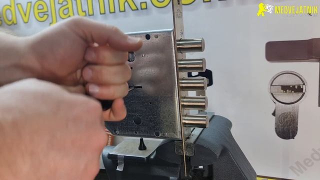 Отмычка для сувальдных замков Magick Key Самоимпресия Эльбор/CLASS +380933008410 WhatsApp смотреть онлайн