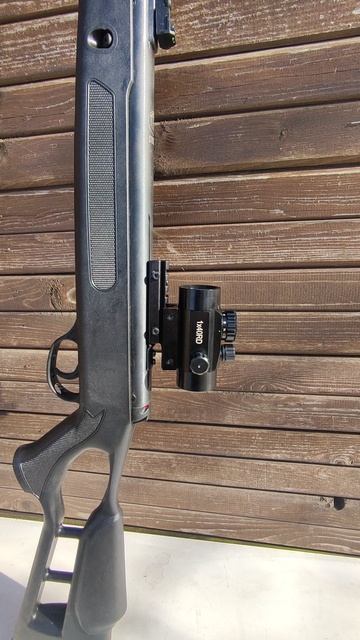 Пневматическая винтовка Хатсан Страйкер Эйдж и Коллиматорный прицел смотреть онлайн