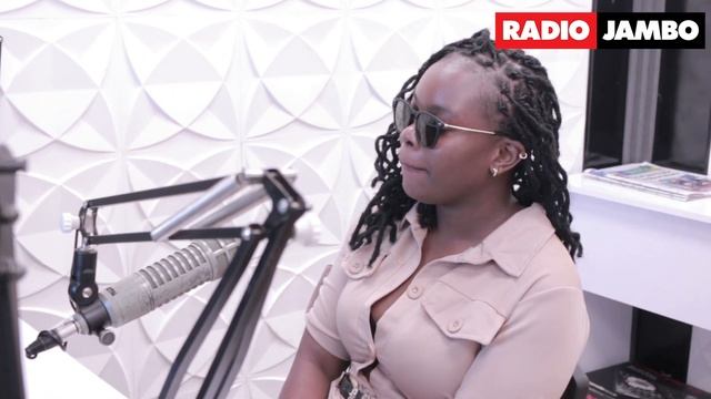 ILIKUAJE : YVETTE OBURA - NACHUKIA KUITWA 'BABY MAMA' WA BAHATI, NIKO NA IDENTITY смотреть онлайн