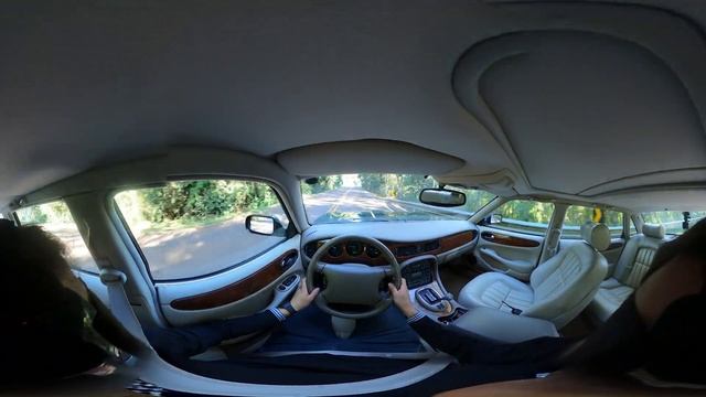 Jaguar XJ8 V8 | Machine Sound 360º - Ep. 98 смотреть онлайн