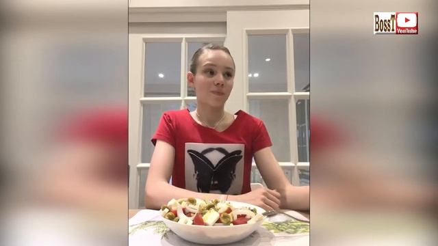 Anastasia ZININA - Live chat with girlfriend Kamilla (08/05/2022) смотреть онлайн