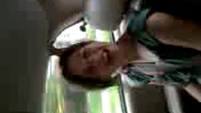 My friend lip syncing to that frog song смотреть онлайн