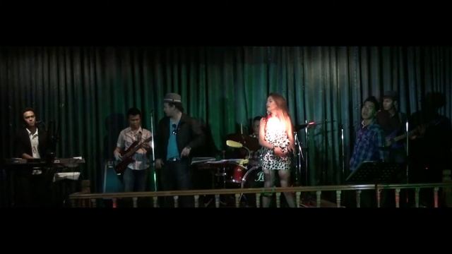 Where have you been and Dj Got Us Falling in Love Medley by Otherside Band смотреть онлайн