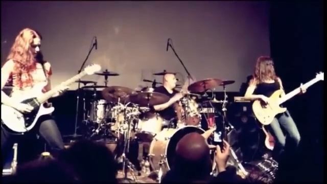 GuitarTV Presents: Gretchen Menn - 