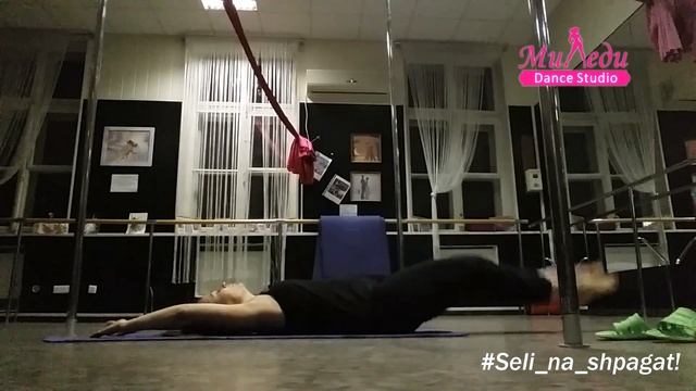 Как сесть на шпагат со Светланой. Ч1. РАЗМИНКА. 2018-09-06. СТ Миледи. Днепр. смотреть онлайн