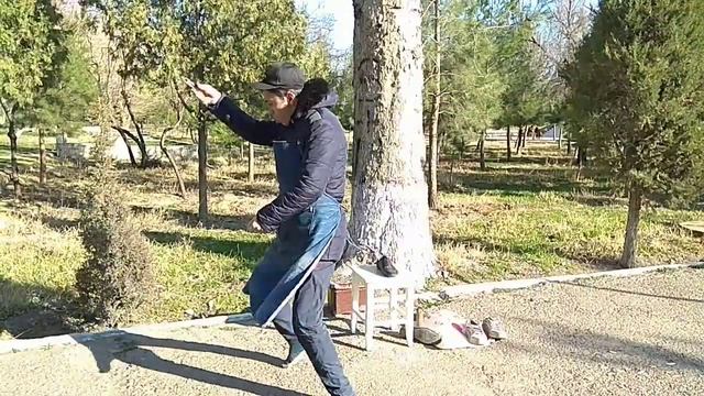 Сапожник танцор (Худжандская молодёжь) смотреть онлайн