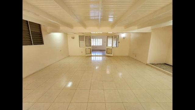 Elegant and Spacious 3 Bedroom 3 Bathroom House for rent in Orange Grove, Kingston 8, Jamaica смотреть онлайн