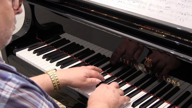 Moon River (Comp. Henry Mancini) (Performer: Bjarne E. Nielsen) смотреть онлайн