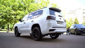 Очень круто переделали Ленд крузер 200 в Land Cruiser 300 и сравнили с реальным LC 300