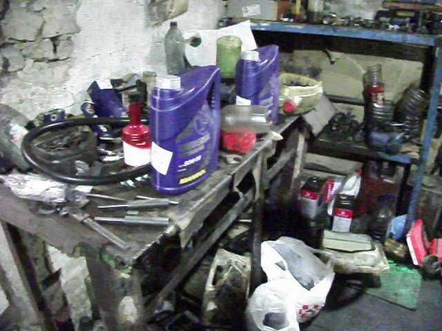 места где находятся сливные и заливные пробки трансмиссии + масло смотреть онлайн