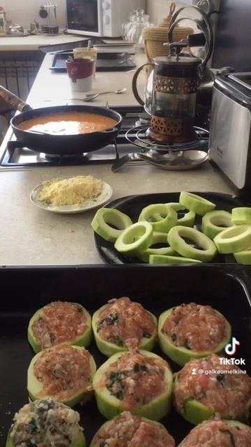 Фаршированные кабачки