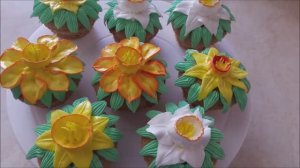 КЕКСЫ Украшение кексов Мастер класс по цветку НАРЦИСС Кремовый цветок НАРЦИСС