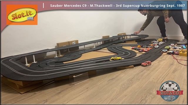 Sauber Mercedes C9 Slotit (2 de 2) смотреть онлайн