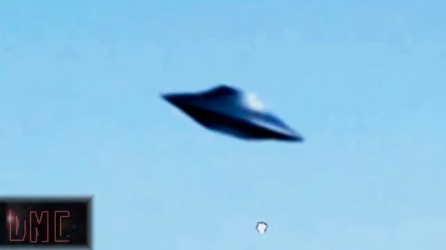 UFO October 2014 Detailed Photo of Extraterrestrial Craft on Google Earth смотреть онлайн