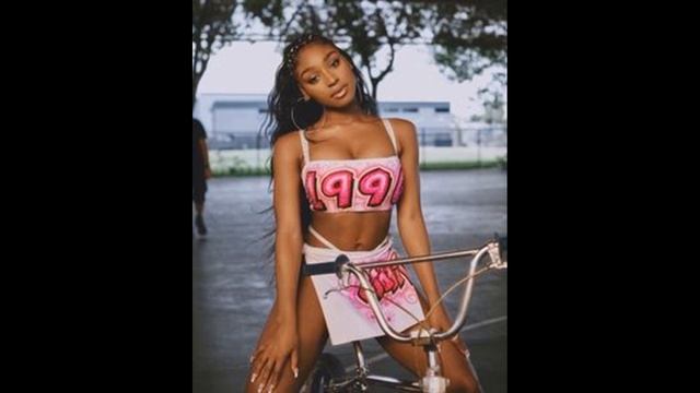 YK Osiris x Ann Marie Type Beat - "Miss U" | Prod By Dyan смотреть онлайн