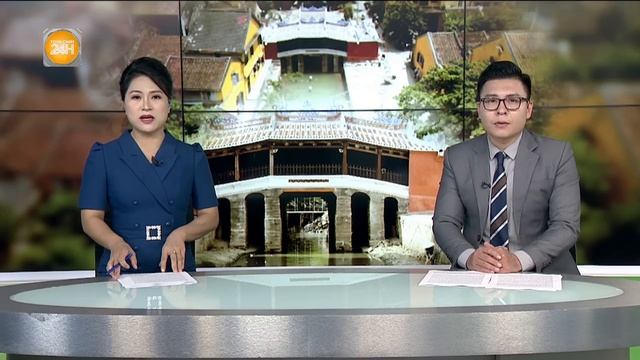 Dân Hà Nội bị cô lập vì nước lũ, phải di chuyển bằng thuyền | Toàn cảnh 24h смотреть онлайн