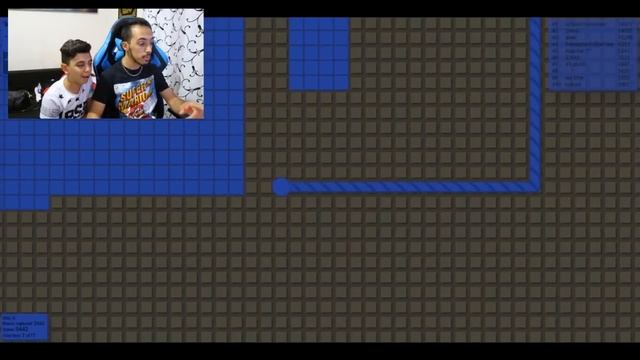 MOMO MA FOUTU UNE GROSSE RACLÉE !! SPLIX.IO смотреть онлайн